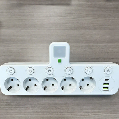 🥳2026 HOT SALE🔥50K+ SOLD!📱🔌 Your Home‘s Safety Guardian! Smart Strip with Overload Protection & Child Lock